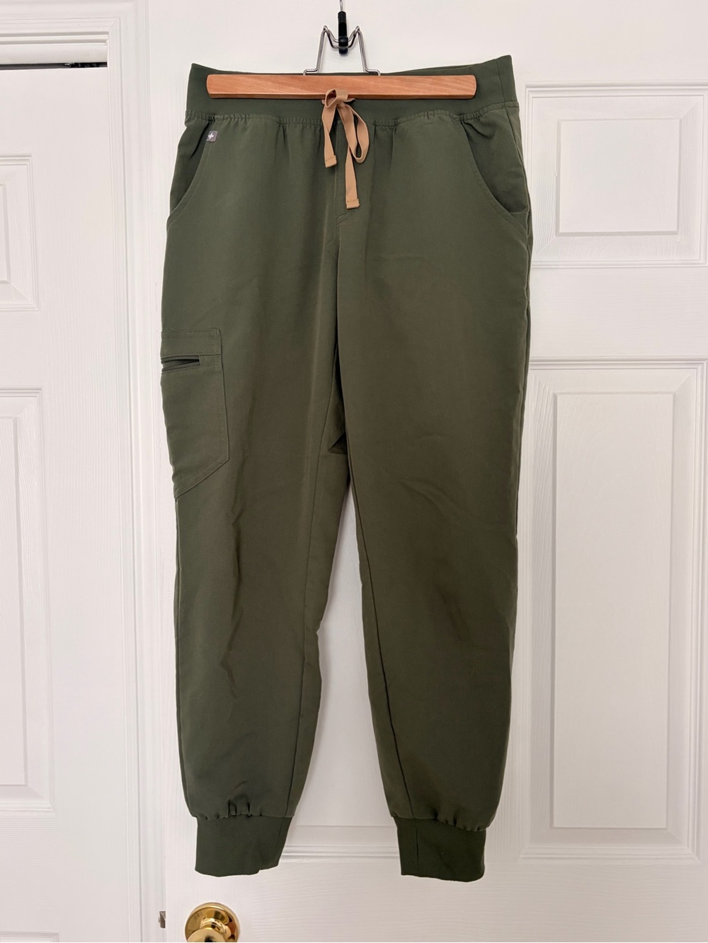 Figs Olive Jogger Scrub Pants